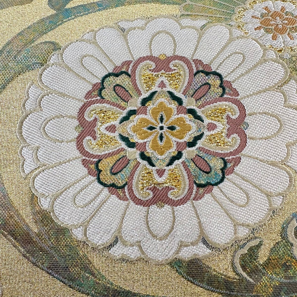 【美品】 袋帶 秀品級 花唐草紋 華紋 唐織 金金箔 金色 六通 純蠶絲