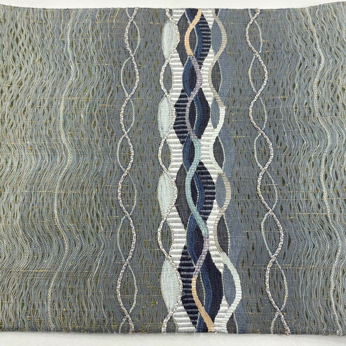 【美品】 袋帶 秀品級 斜條幾何圖案 刺繡 金線 灰綠色 大鼓圖案 純蠶絲