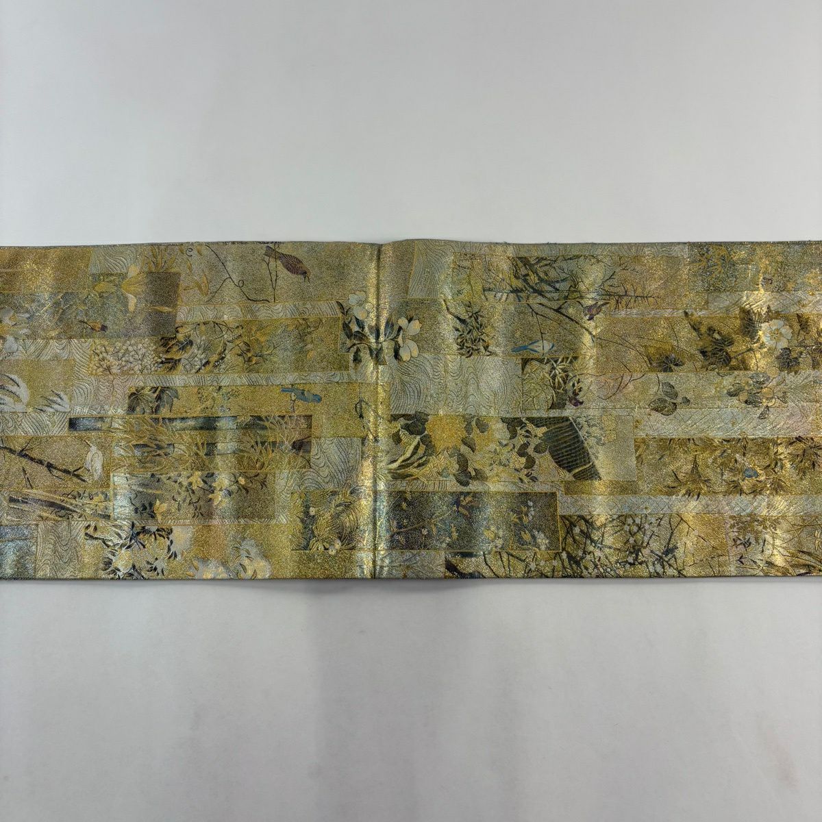 【美品】 袋帶 名品級 近代花鳥畫 色紙 草花紋 金銀彩 金金箔 金色 全通 純蠶絲