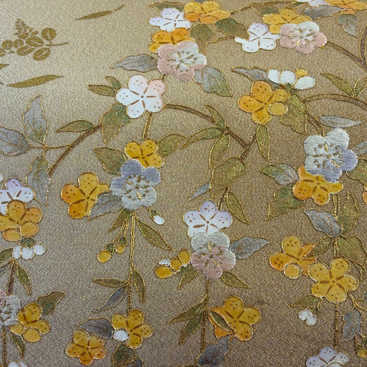 【美品】 袋帶 名品級 垂梅花葉紋 刺繡 金線 淺茶 細鼓紋 純蠶絲