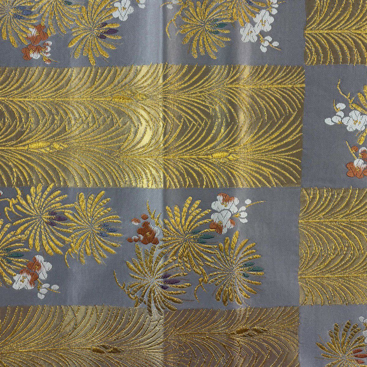 【美品】 袋帶 名品級 松樹梅花秀壽文 松樹 梅花 金絲 金金箔 灰色 六通 純蠶絲
