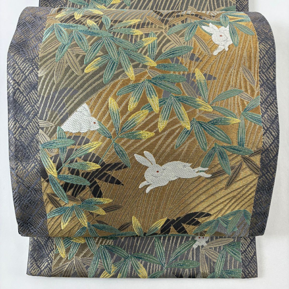 【美品】 袋帶 逸品級 じゅらく 落款あり 黃皇絲 兔子 竹子葉 金銀線 金金箔 金色 六通 純蠶絲