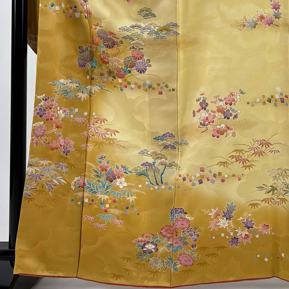 【美品】振袖禮服 身長164cm 袖長67.5cm L 雙層 岩田專太郎 落款あり 松樹竹子梅花 菊花 金絲 金銀彩 淡黃 純蠶絲 名品級