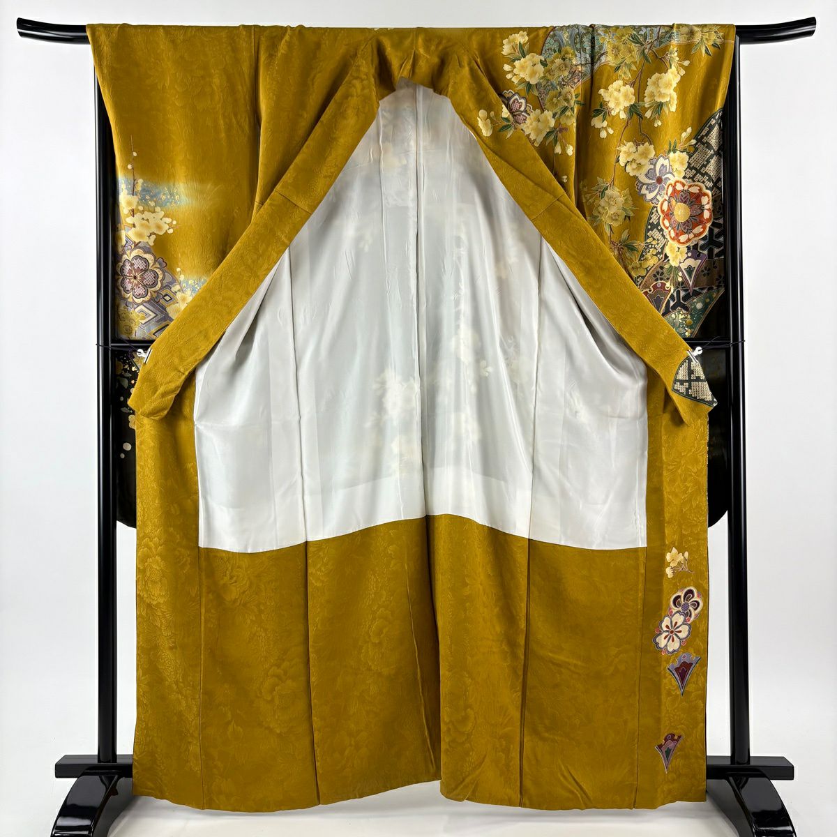 【美品】振袖禮服 身長164cm 袖長68cm L 雙層 草花紋紋 流水 金金箔 金絲 黃土色 純蠶絲 名品級