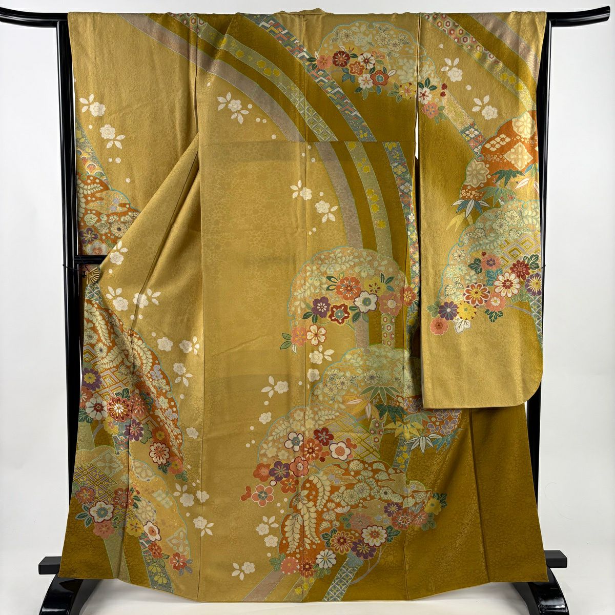 振袖禮服 身長166cm 袖長66.5cm M 雙層 雪輪 菊花 金通刺繡 黃土 純蠶絲 名品級