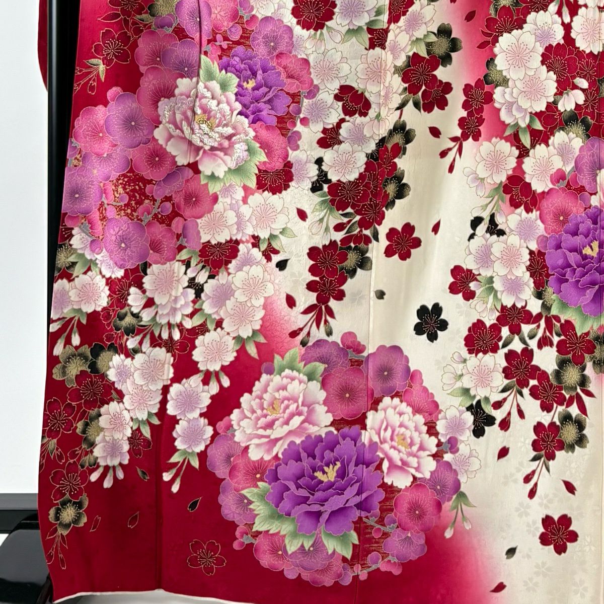 【美品】振袖禮服 身長168.5cm 袖長67.5cm L 雙層 牡丹 櫻花 刺繡 金金箔 奶油色 純蠶絲 名品級