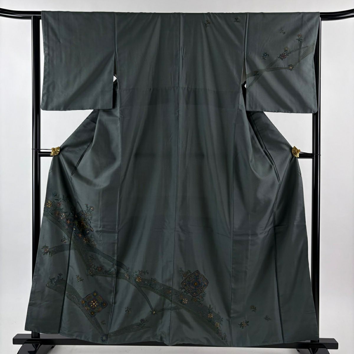 【美品】訪問服 身長160cm 袖長63.5cm S 雙層 大島紬織地 やまと 證書あり 花菱 花唐草紋 刺繡 金絲 深綠 純蠶絲 名品級