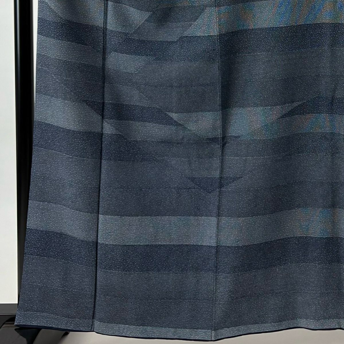 【美品】 小紋 身長160.5cm 袖長66cm M 雙層 段紋 幾何圖案 深藍 純蠶絲 名品級
