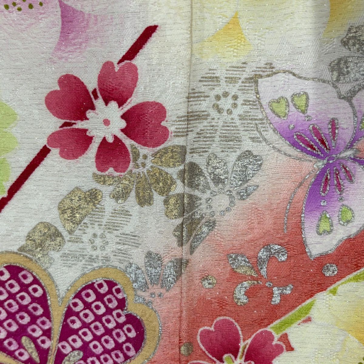 振袖禮服 身長168.5cm 袖長67cm M 雙層 牡丹 櫻花 刺繡 金銀彩 奶油色 純蠶絲 名品級