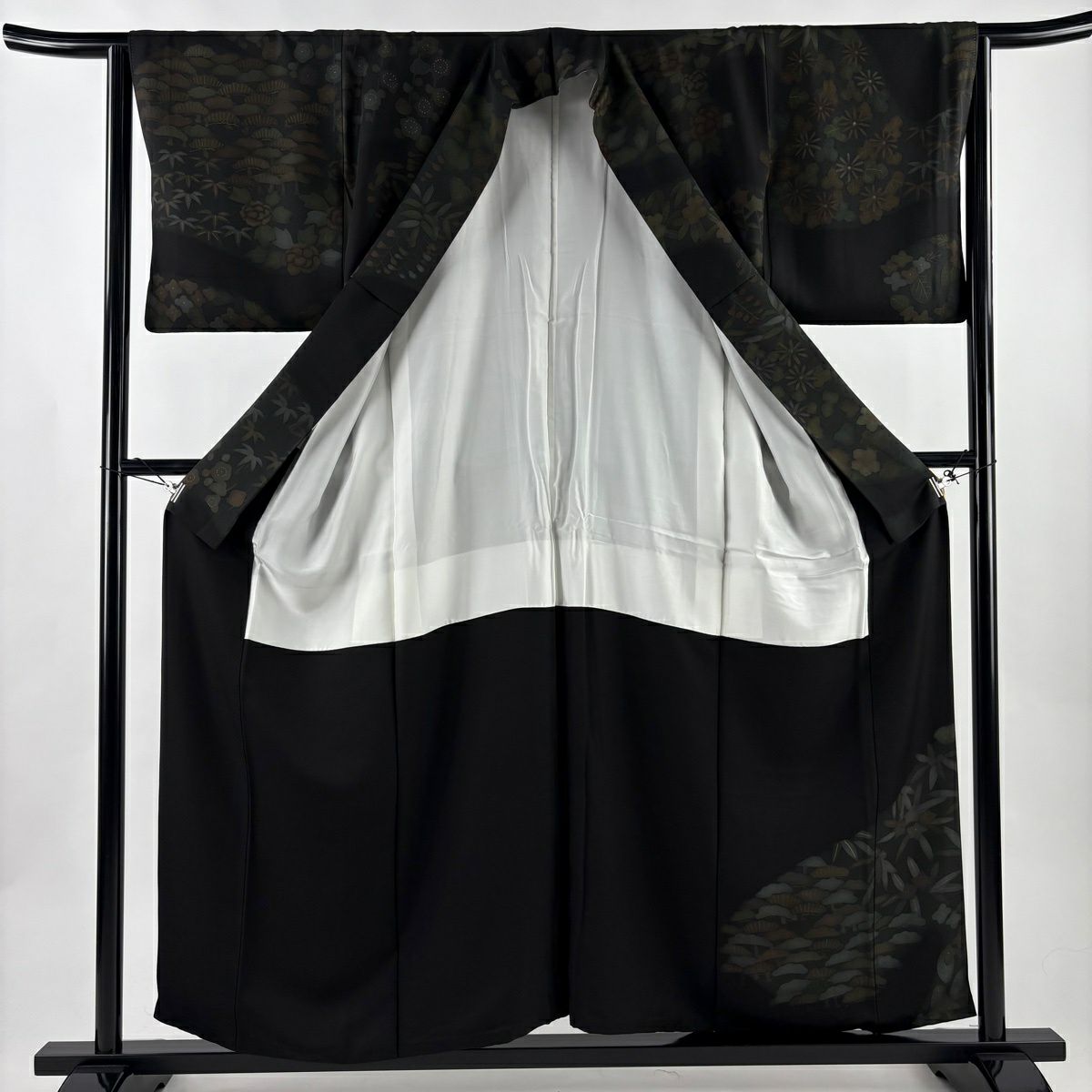 【美品】訪問服 身長157cm 袖長64.5cm M 雙層 菊花 松樹竹子梅花 金銀彩 黑 純蠶絲 名品級
