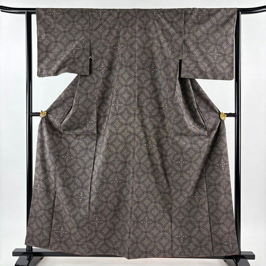 【美品】 大島紬織 身長161cm 袖長62cm S 雙層 純泥染 證書附帶 七寶紋 焦茶 純蠶絲 名品級