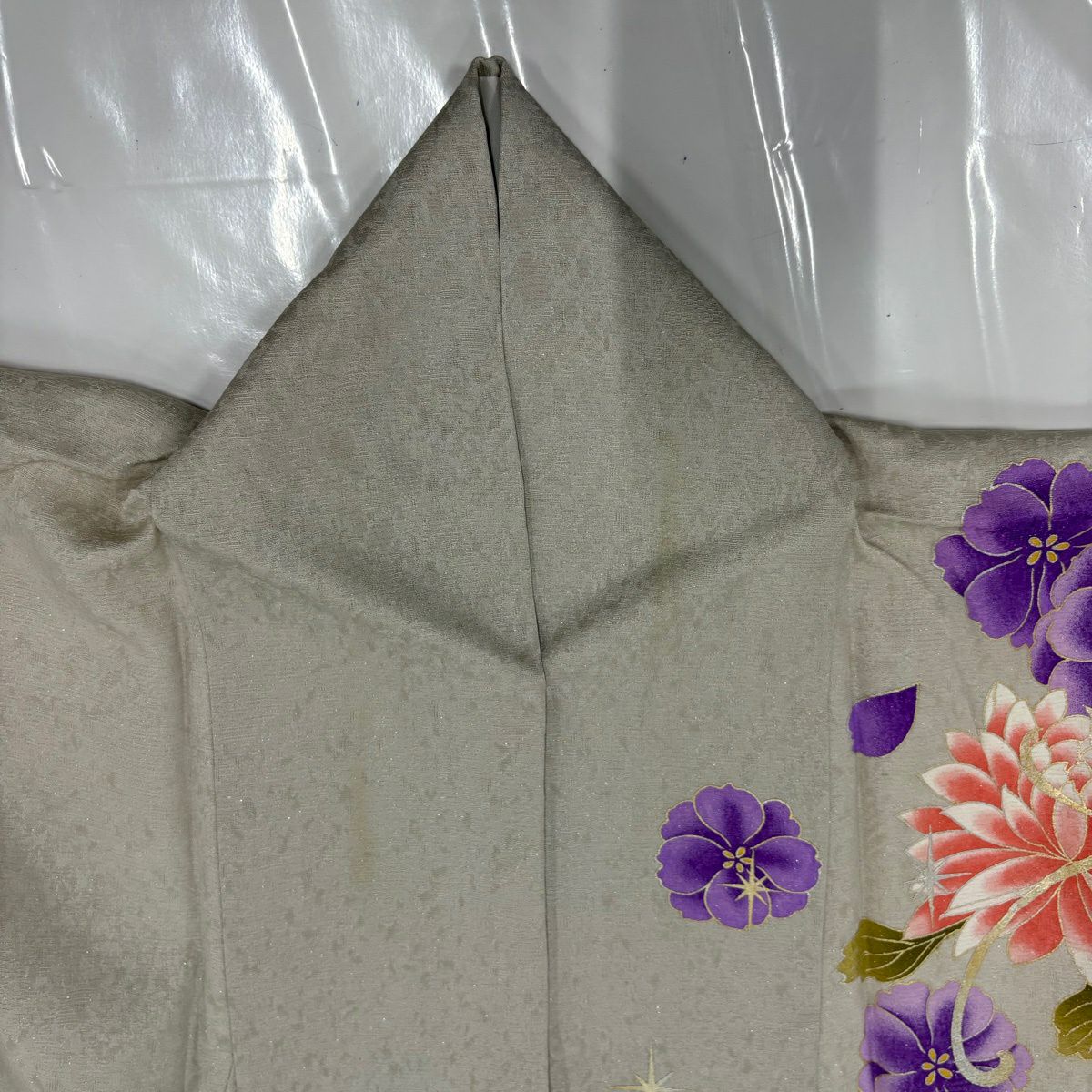 振袖禮服 身長154cm 袖長66cm M 雙層 菊花 草花紋紋 金銀彩 銀通し 灰 純蠶絲 名品級