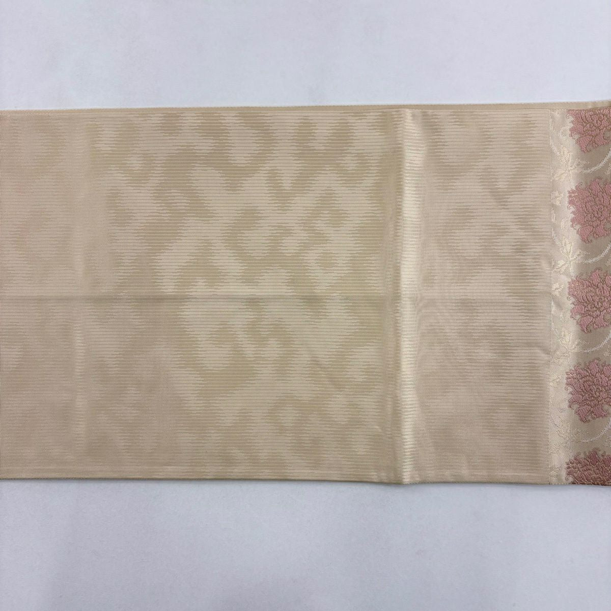 【美品】 袋帶 名品級 金金箔屋清兵衛 落款 花唐草紋 金金箔 米色 六通 純蠶絲