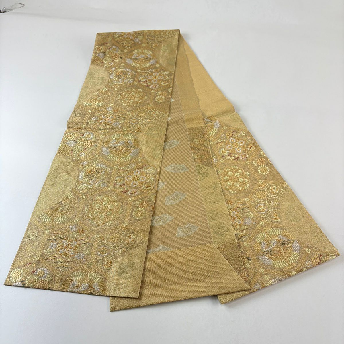 【美品】 袋帶 名品級 龜甲吉祥紋 金銀線 金金箔 金色 六通 純蠶絲