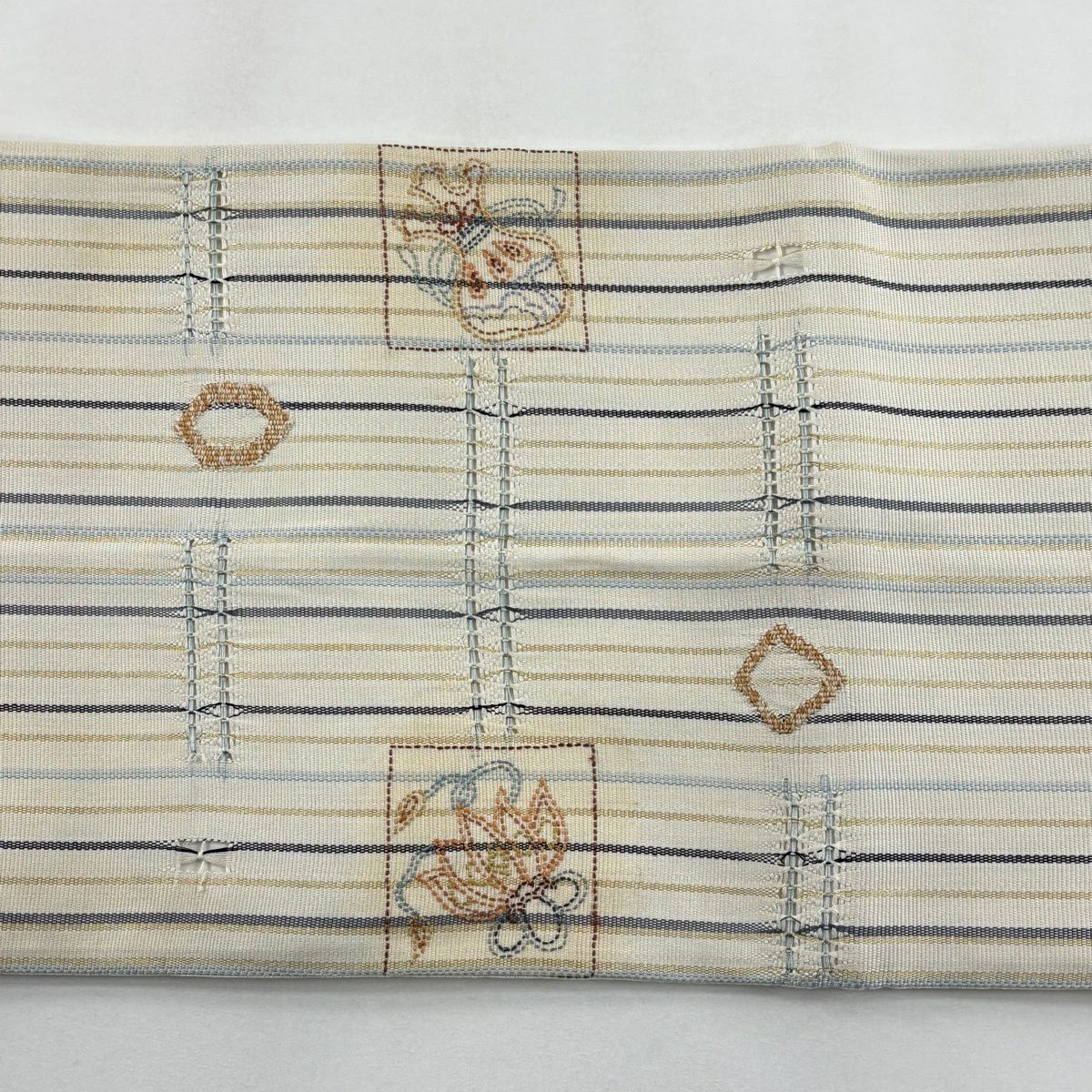 袋帶 名品級 寶盡くし 條紋 刺繡 金線 米色 大鼓圖案 純蠶絲
