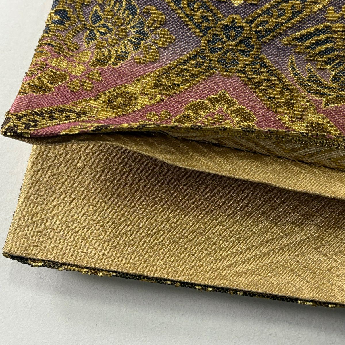 【美品】 袋帶 名品級 斜格子 花鳥 金金箔 輪奈織 金色 全通 純蠶絲