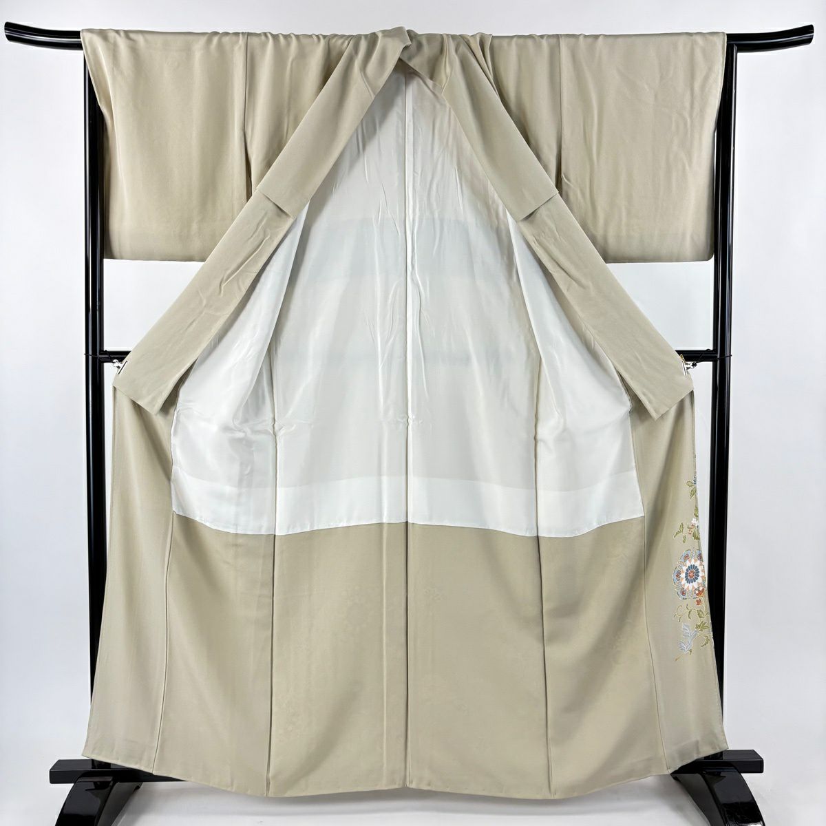 色留袖禮服 身長160cm 袖長67cm M 雙層 華紋 梅花 金絲 金銀彩 米色 純蠶絲 秀品級 一個紋