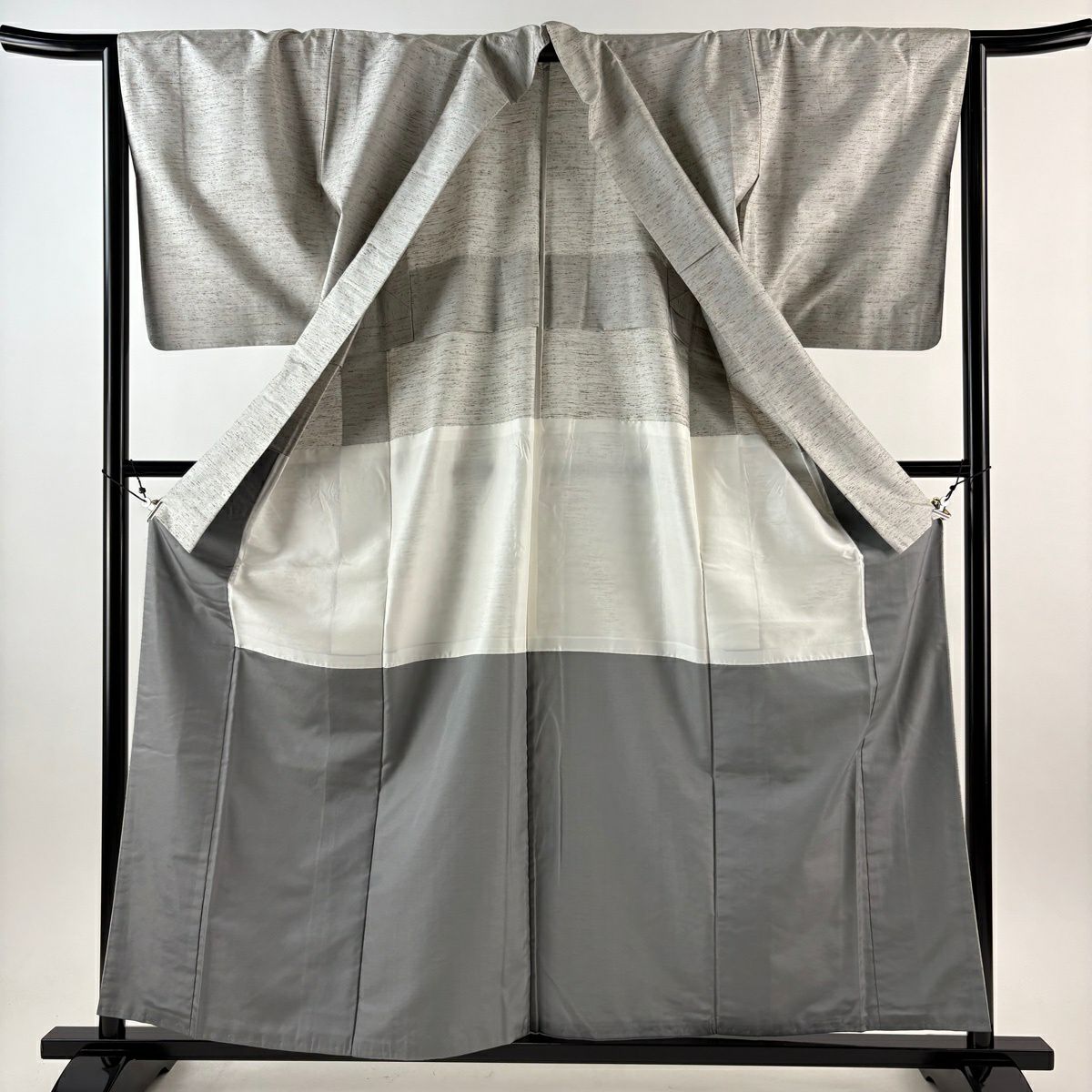 【美品】 紬織 身長158.5cm 袖長64.5cm M 雙層 背抜 灰 純蠶絲 秀品級