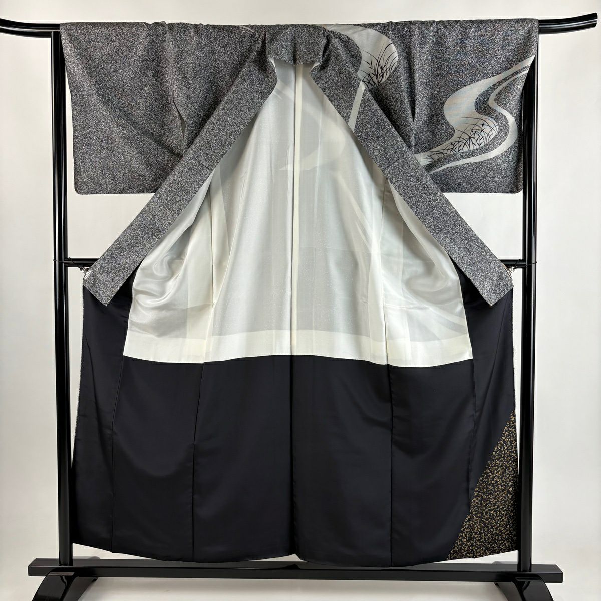 【美品】訪問服 身長157.5cm 袖長65.5cm M 雙層 紬織織 落款あり 草花紋紋 黑灰 純蠶絲 秀品級
