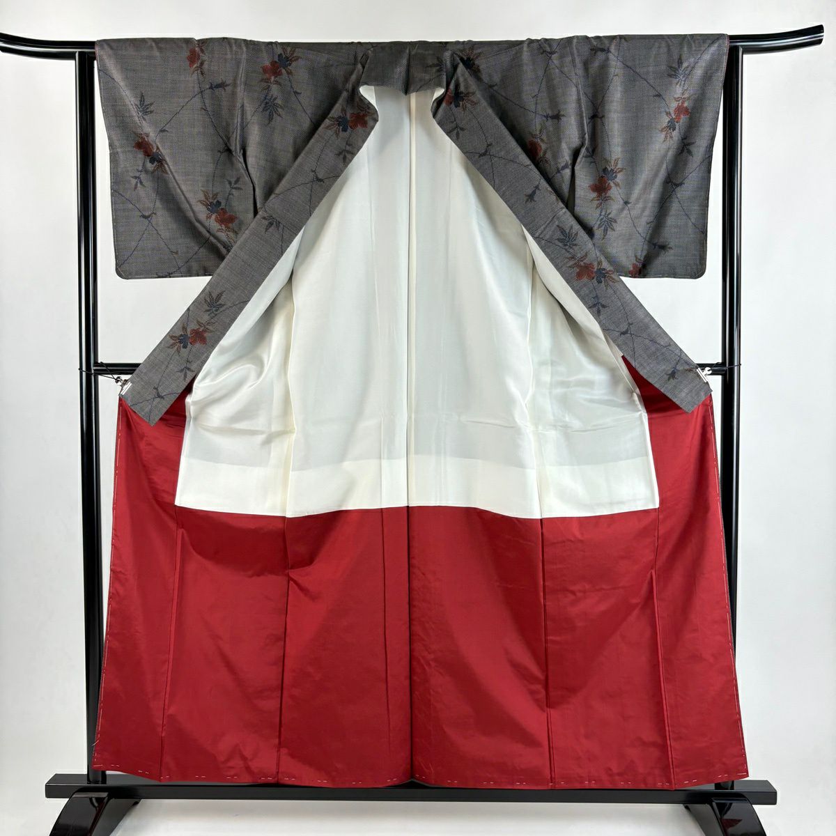 【美品】 大島紬織 身長159.5cm 袖長63.5cm S 雙層 證書附帶 草花紋紋 黑灰 純蠶絲 優品級