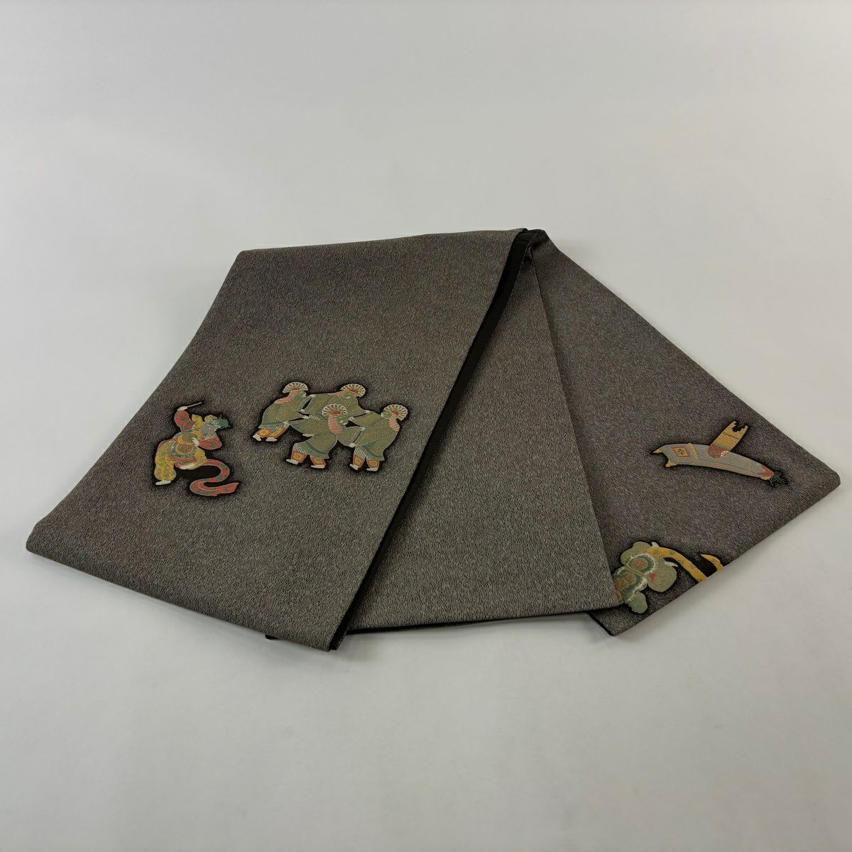 【美品】 袋帶 秀品級 舞蹈 和樂器 銀線 灰茶 大鼓圖案 純蠶絲