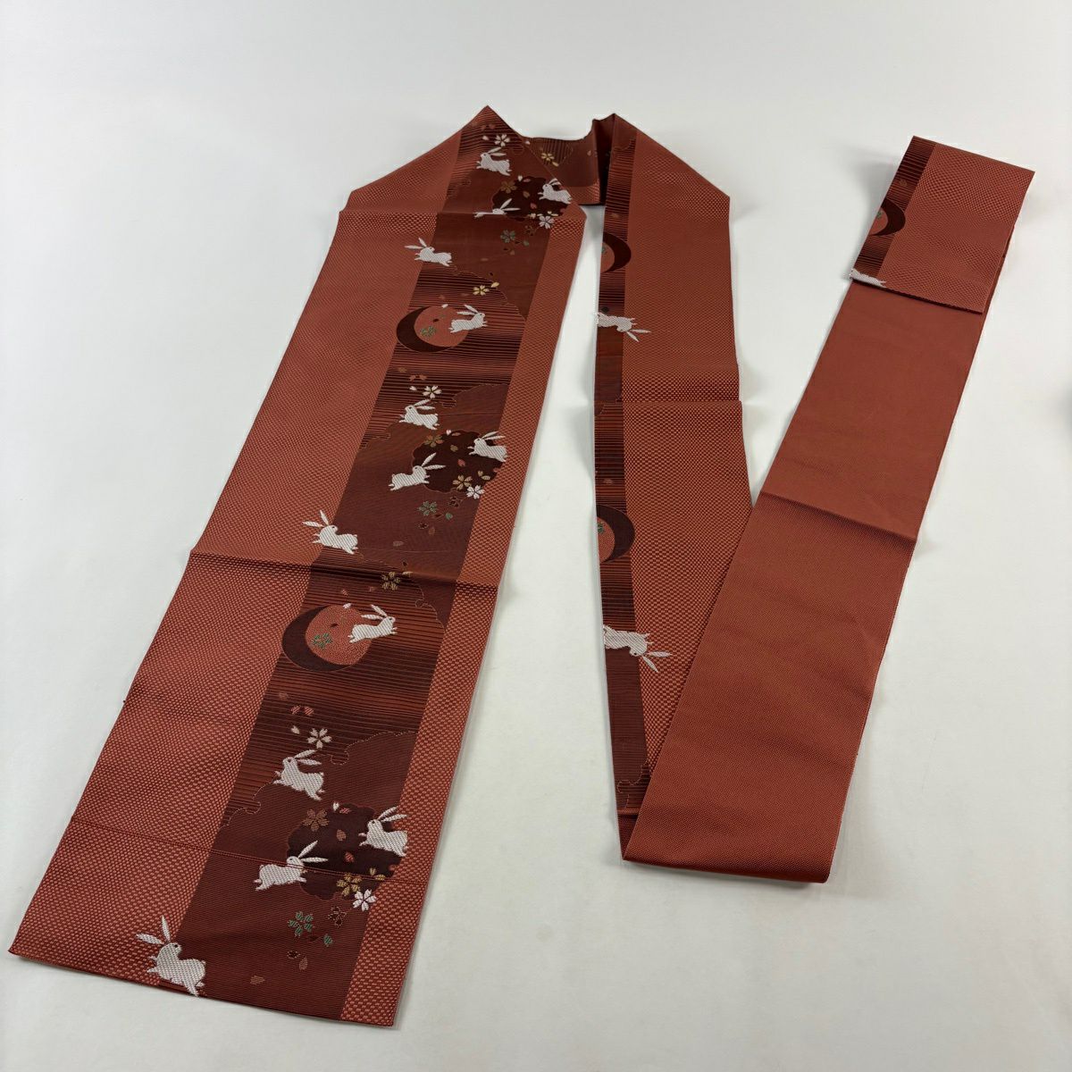 名古屋帶 優品級 兔子 櫻花 金金箔 刺繡 小豆色 純蠶絲