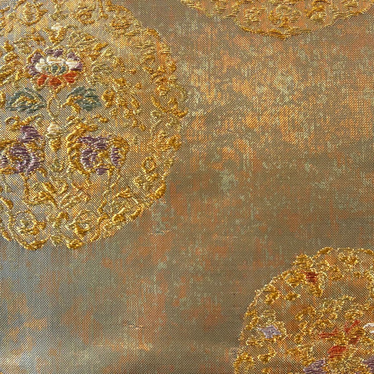 【美品】 袋帶 秀品級 華紋 草花紋 金糸 金金箔 灰茶 六通 純蠶絲