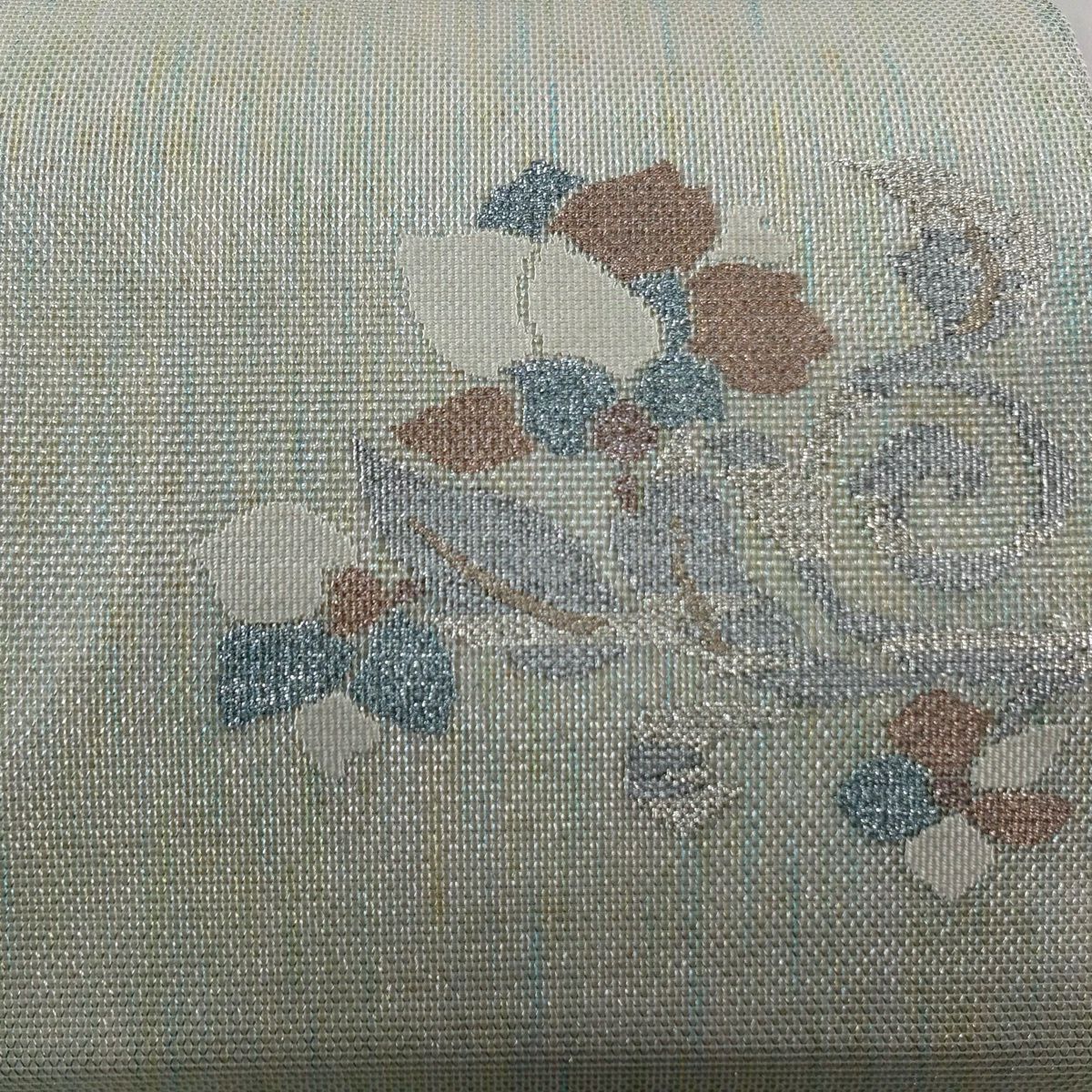 【美品】 袋帶 秀品級 夏帶 縞 草花紋 金銀彩 薄綠 お太鼓圖案 純蠶絲
