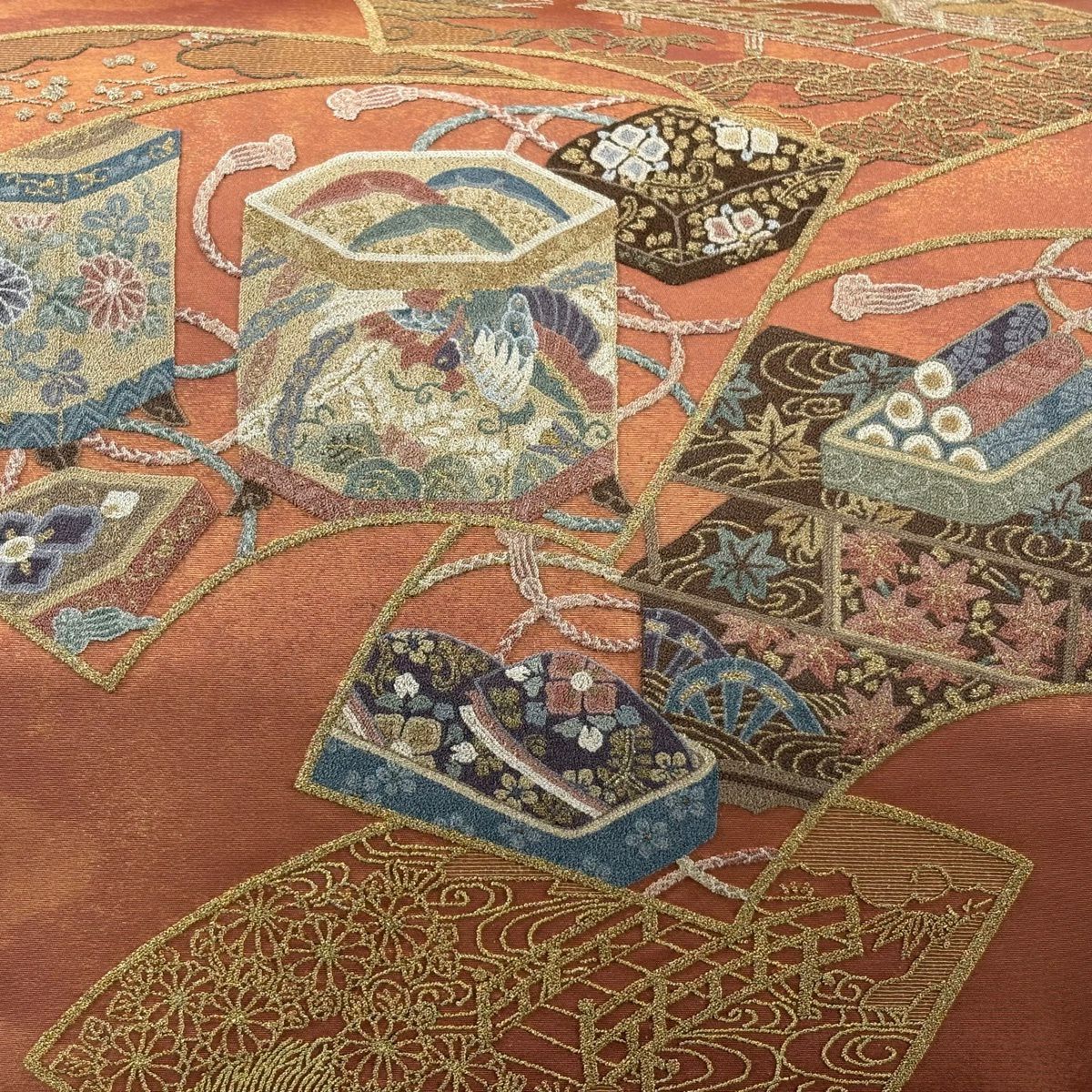 袋帶 秀品級 貝桶 扇子面 金絲 相良刺繡 紅茶 お太鼓圖案 純蠶絲