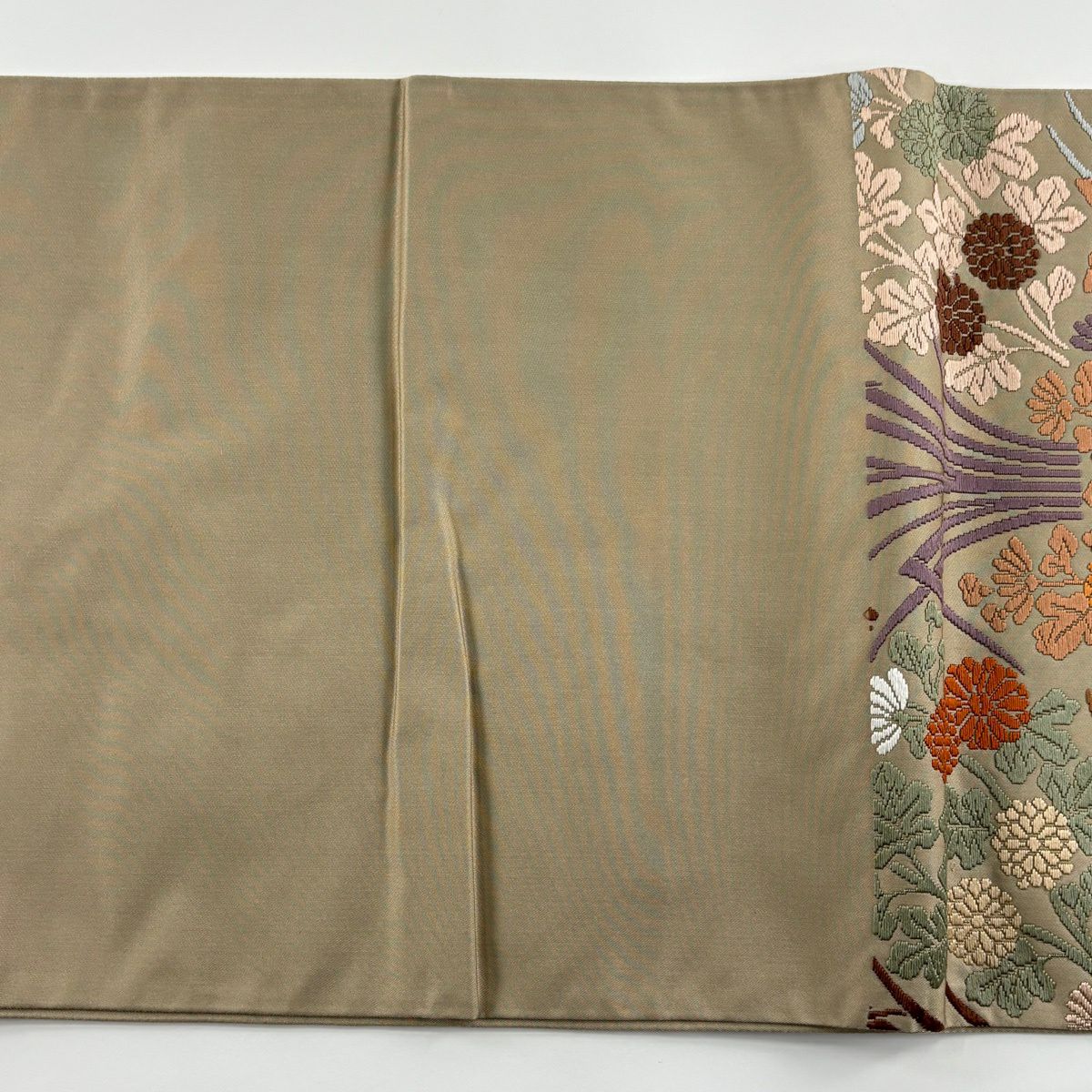 【美品】 袋帶 秀品級 草花紋紋 蝶刺繡 灰茶 六通 純蠶絲