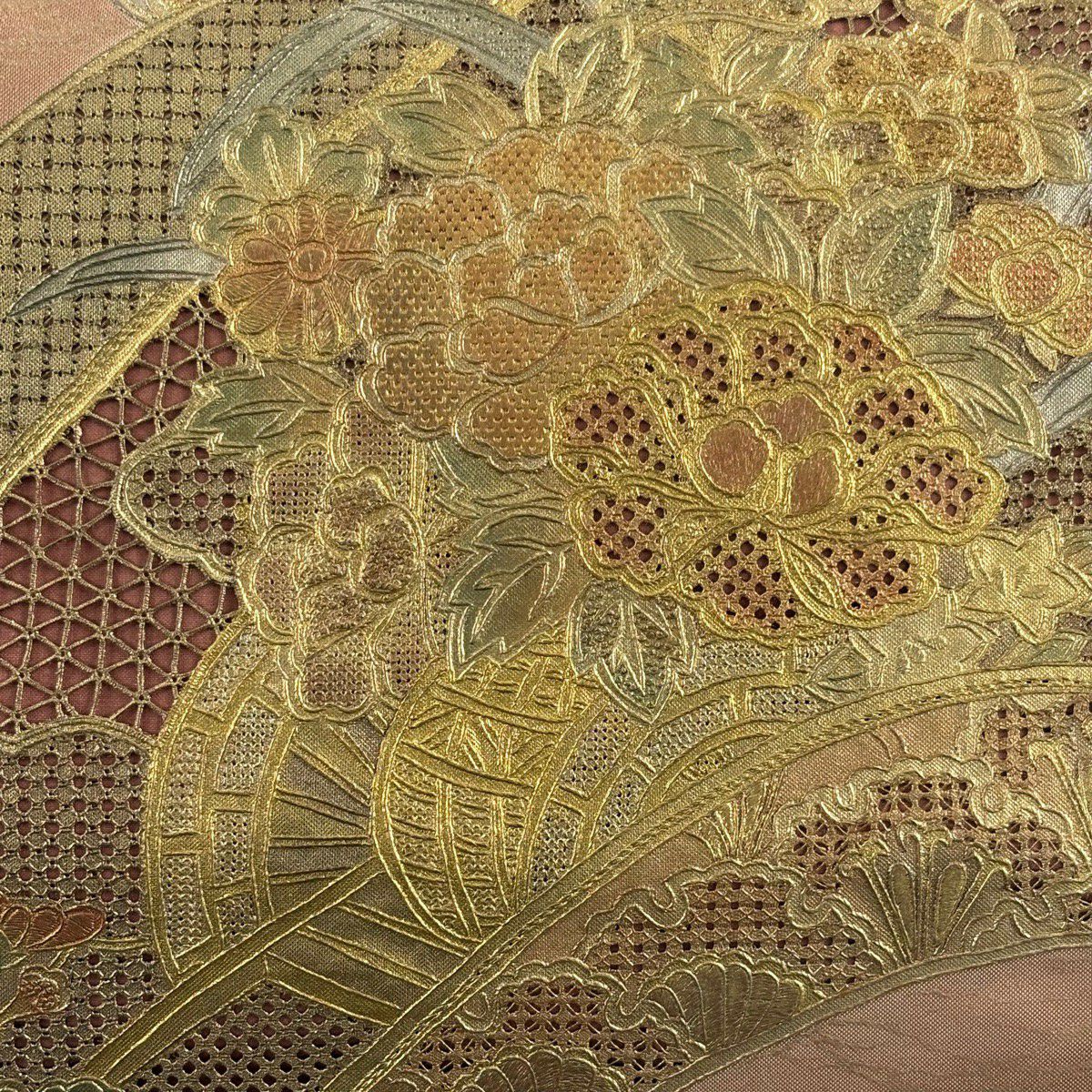 袋帶 秀品級 花車 雲文 刺繡 金彩裝飾 紅茶 お太鼓柄 純蠶絲