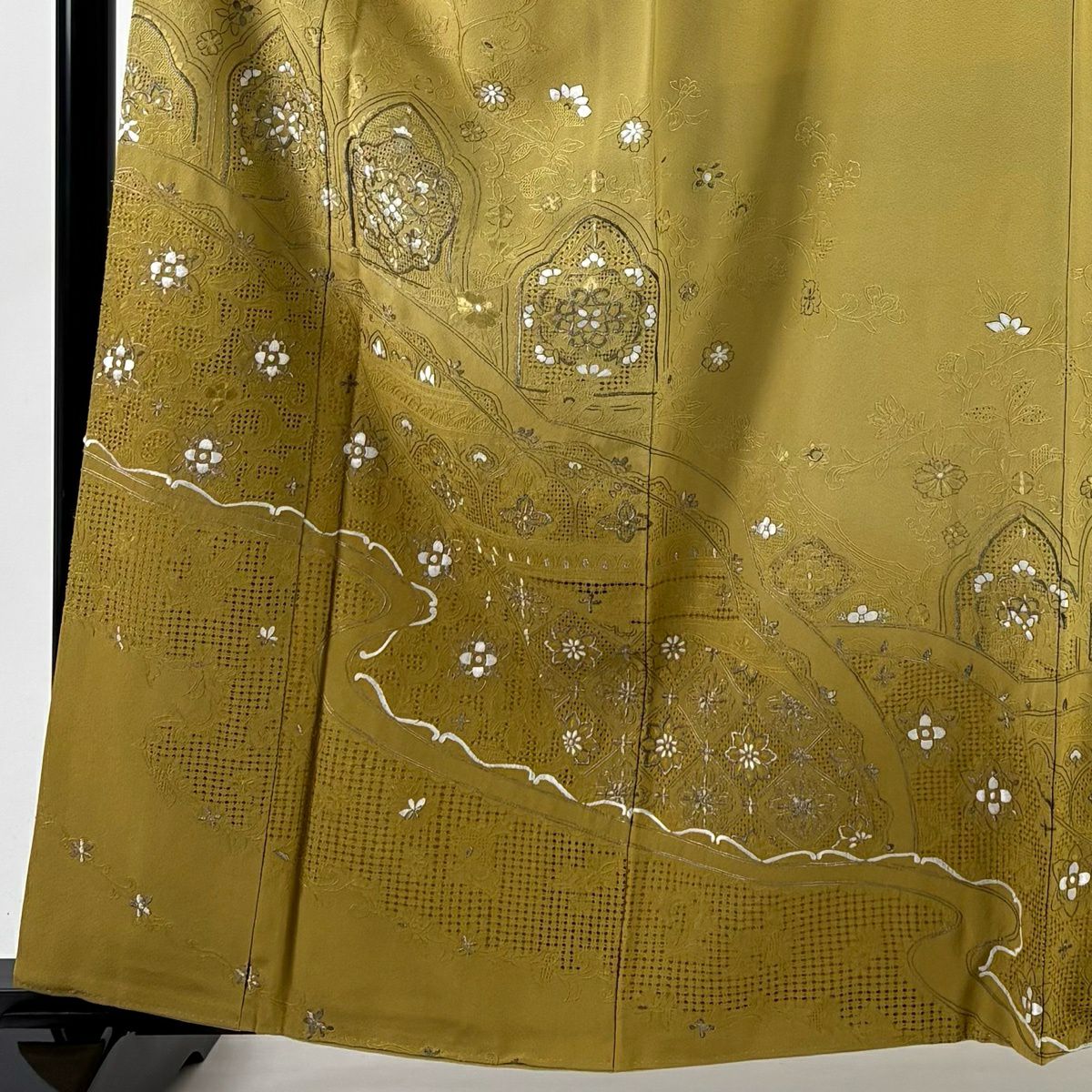 訪問服 身長161.5cm 袖長63cm S 雙層 華紋 花唐草紋 刺繡 金糸 芥末色 純蠶絲 秀品級