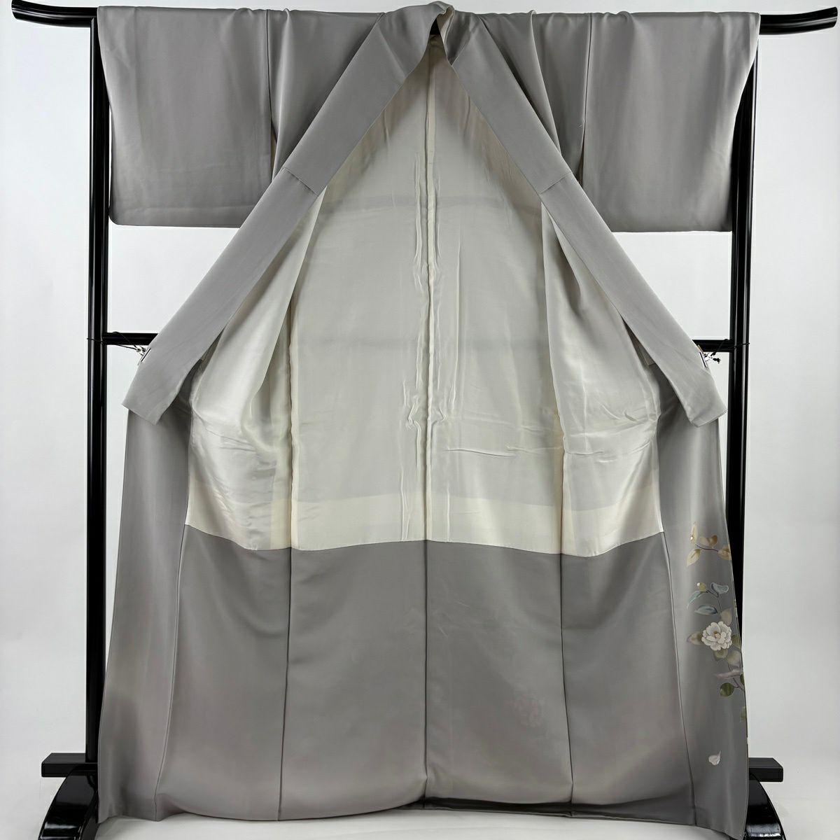 色留袖禮服 身長172.5cm 袖長66.5cm M 雙層 落款有 椿花瓣 金銀彩 漸層 灰色 純蠶絲 優品級 一個紋