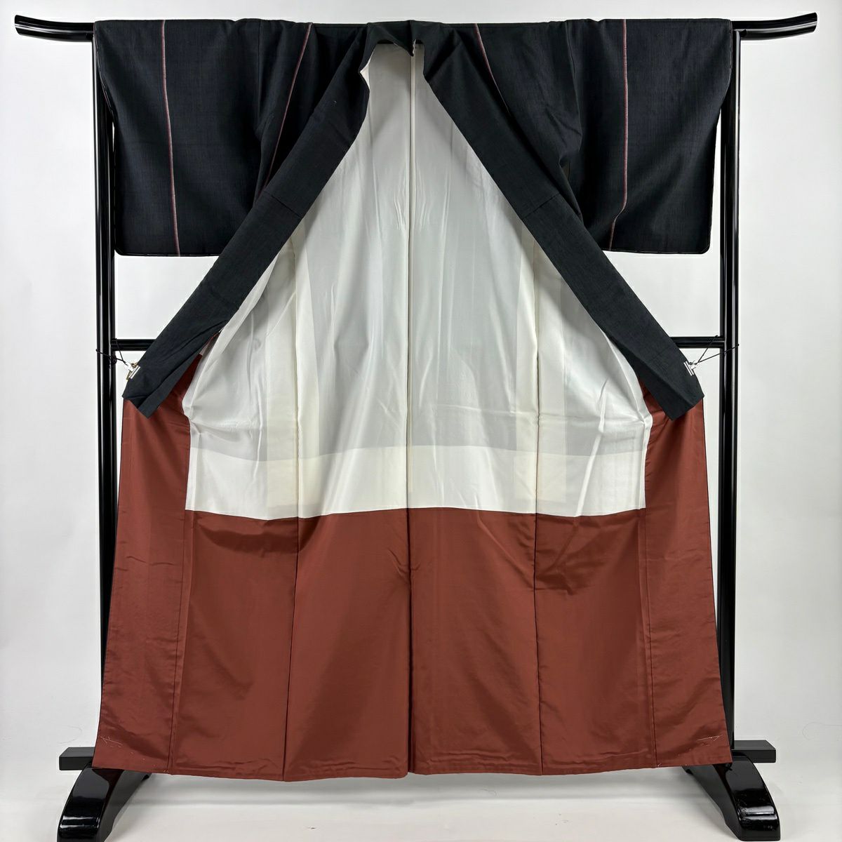 【美品】結城紬織 身長163cm 袖長67cm M 雙層 本場結城紬織 奥順 證書齊全 縱條紋 墨色 純蠶絲 逸品級