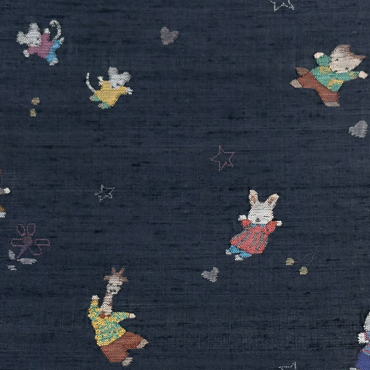 【美品】 名古屋帶 逸品級 動物 花 墨色 純蠶絲