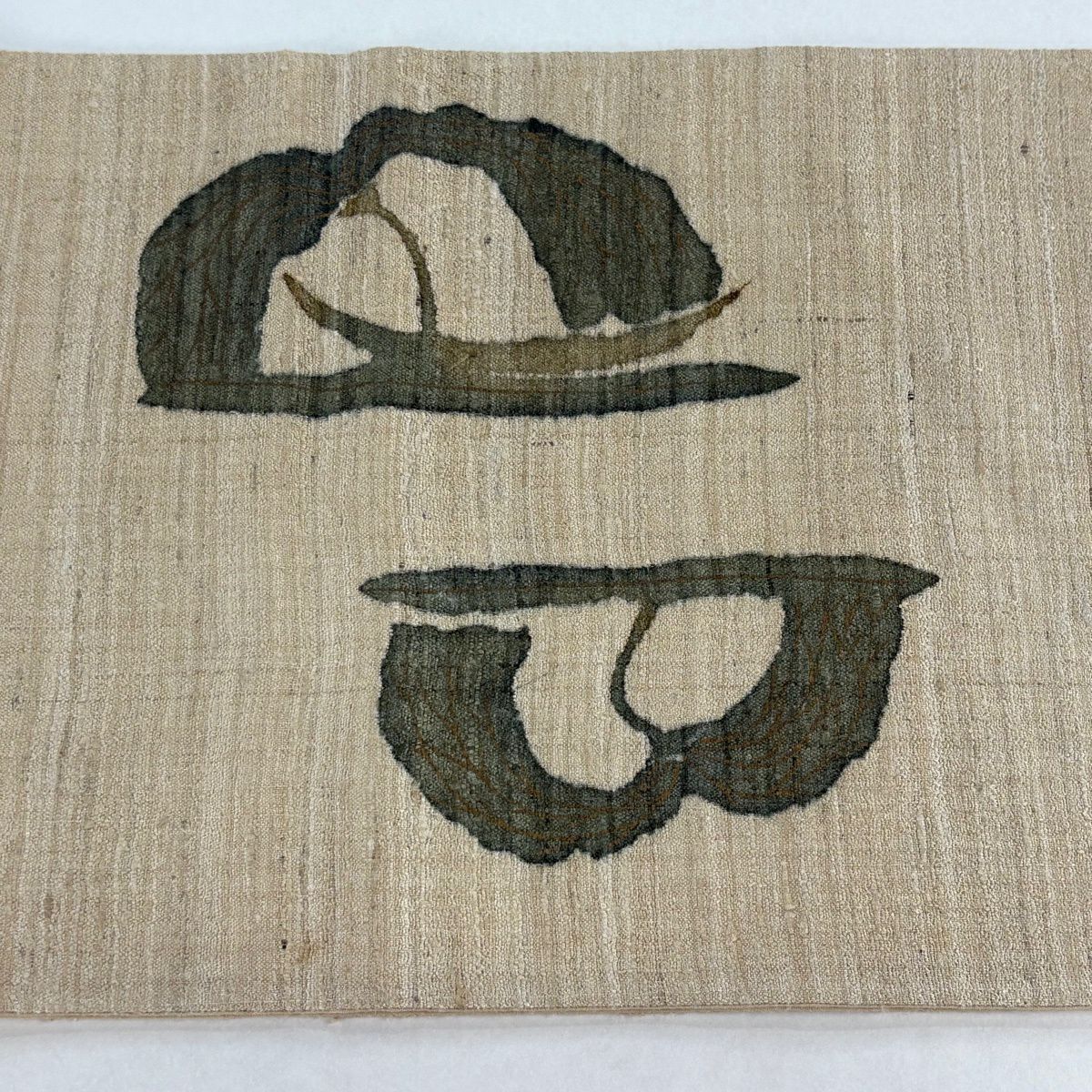 【美品】 袋帶 逸品級 人物 幾何學 薄茶 素材 純蠶絲