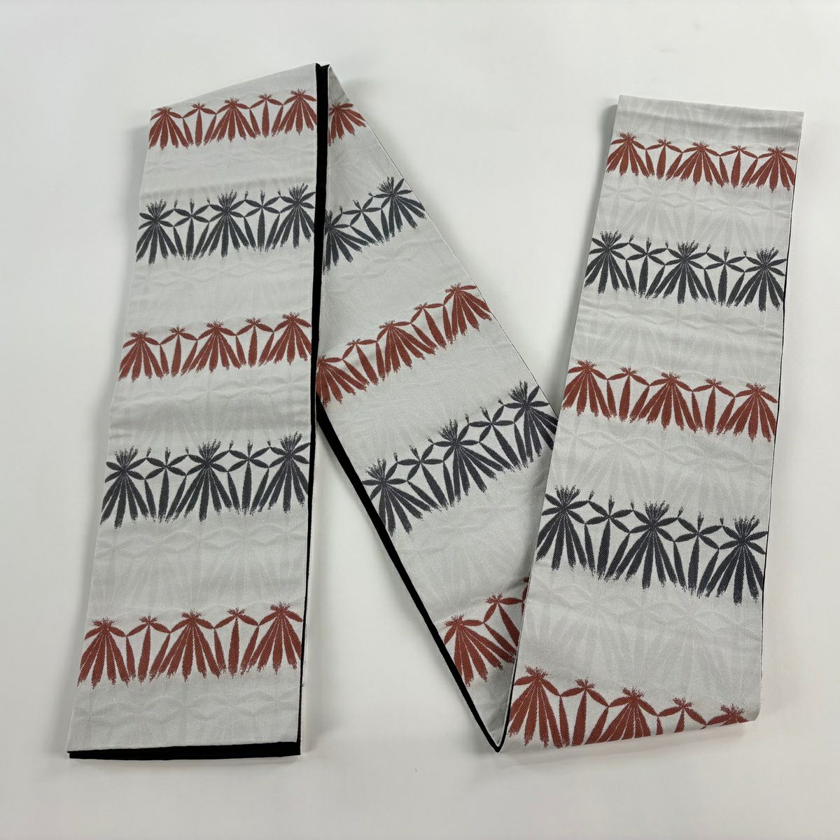 半幅帶 優品級 幾何圖案 灰 素材：化纖