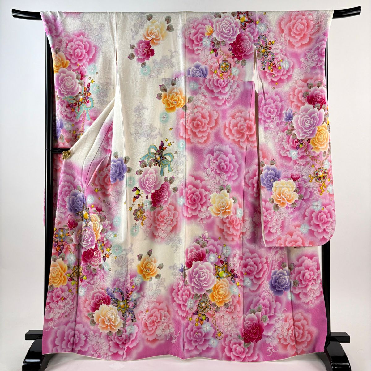 【美品】振袖禮服 身長167cm 袖長69cm L 雙層 落款あり 薔薇 配飾 銀通し 金金箔 奶油色 純蠶絲 逸品級