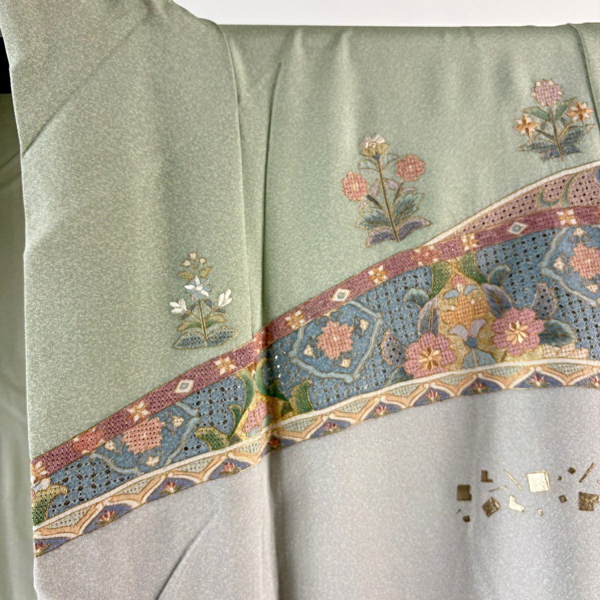 訪問服 身長161.5cm 袖長63cm S 雙層 華紋 草花紋紋 刺繡 金糸 灰綠 純蠶絲 逸品級