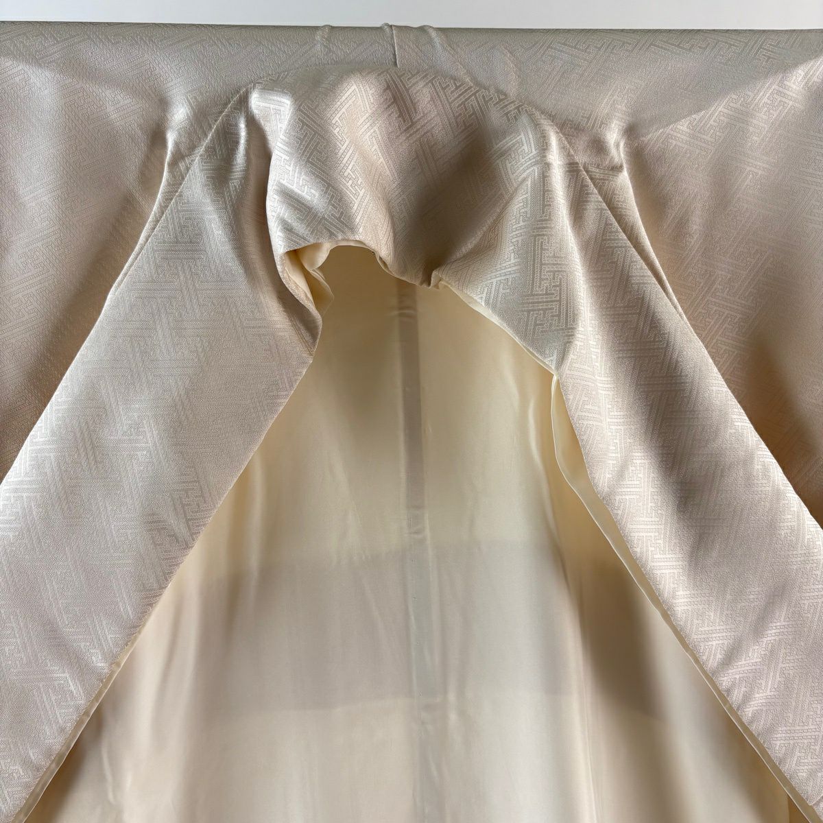 【美品】 付下 身長155.5cm 袖長62cm S 雙層 藤林德扇子 落款あり 葉紋 地紋 金銀線 金銀彩 淺粉色 純蠶絲 逸品級 一つ紋