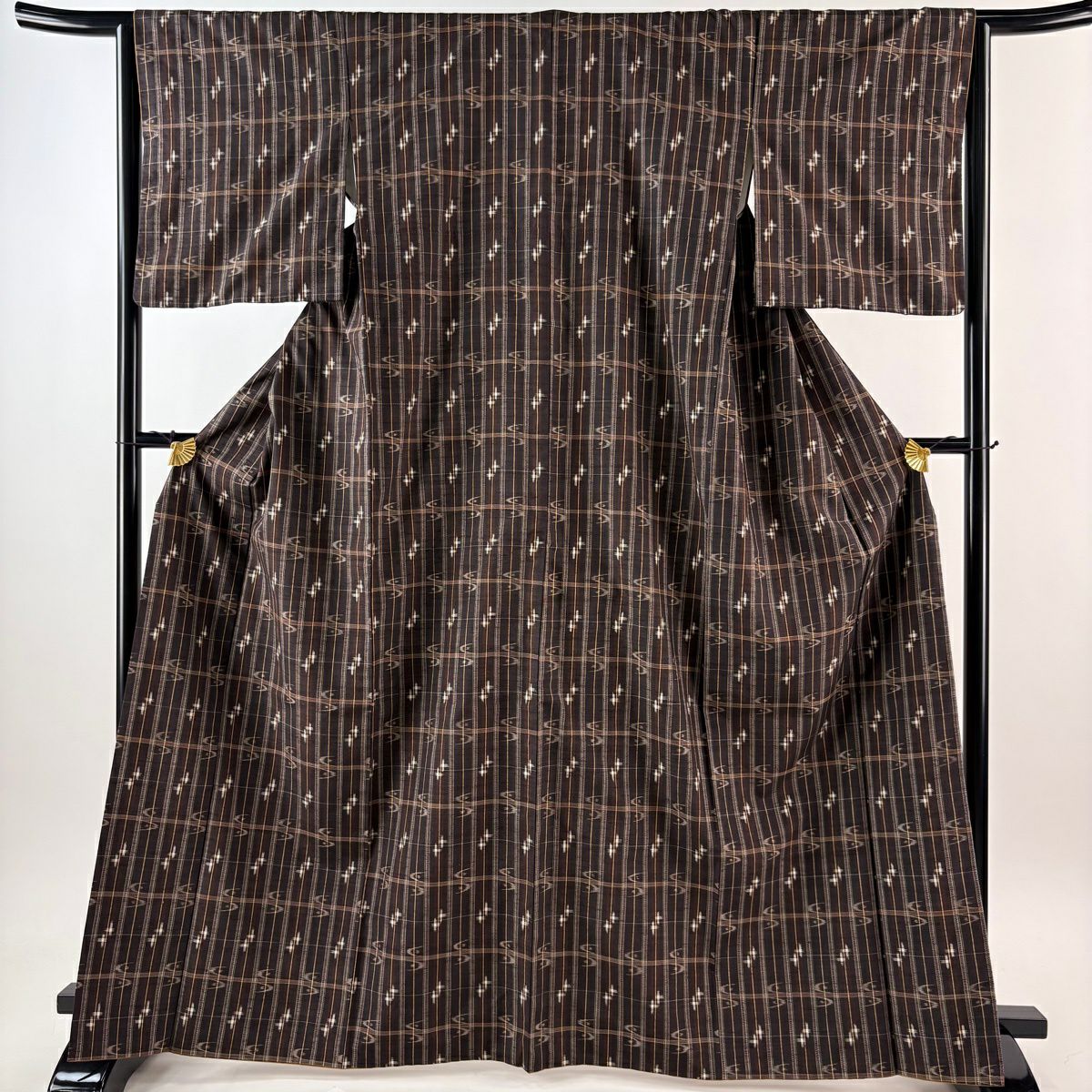 【美品】 紬織 身長167cm 袖長63.5cm S 雙層 琉球本染絞染 證書在側 格子 十字絞 茶 純蠶絲 逸品級