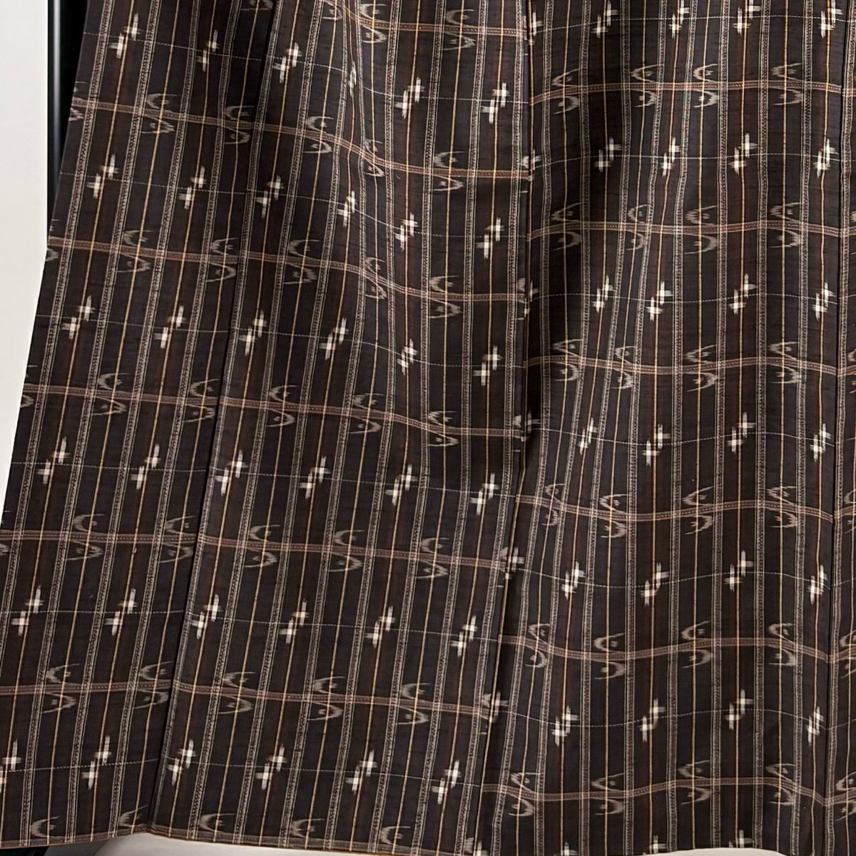 【美品】 紬織 身長167cm 袖長63.5cm S 雙層 琉球本染絞染 證書在側 格子 十字絞 茶 純蠶絲 逸品級