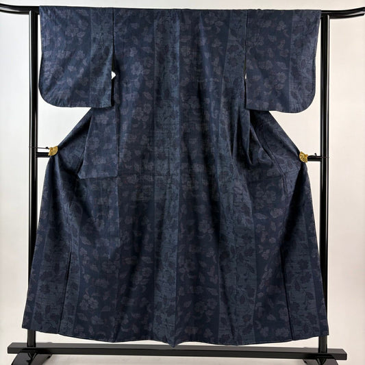 【美品】結城紬織 身長155.5cm 袖長62cm S 雙層 本場結城紬織 證書附帶 草花紋紋 龜甲絣 深藍 純蠶絲 逸品級