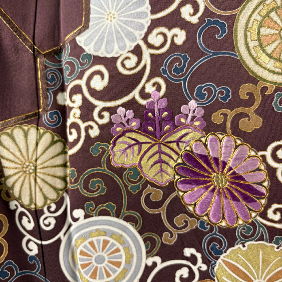 訪問服 身長163.5cm 袖長69cm L 雙層 帝王紫 落款 菊花唐草紋 桐 刺繡 金彩裝飾 小豆 純蠶絲 逸品級