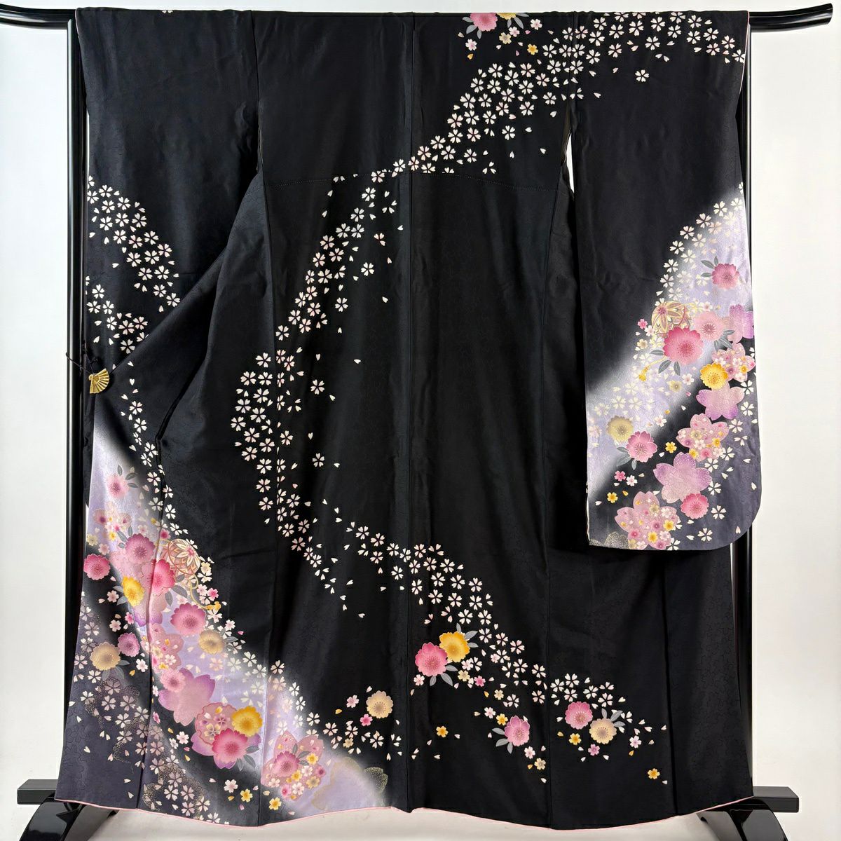 【美品】振袖禮服 身長159.5cm 袖長65.5cm M 雙層 手鞠 櫻花 金金箔 金銀彩 黑 純蠶絲 秀品級