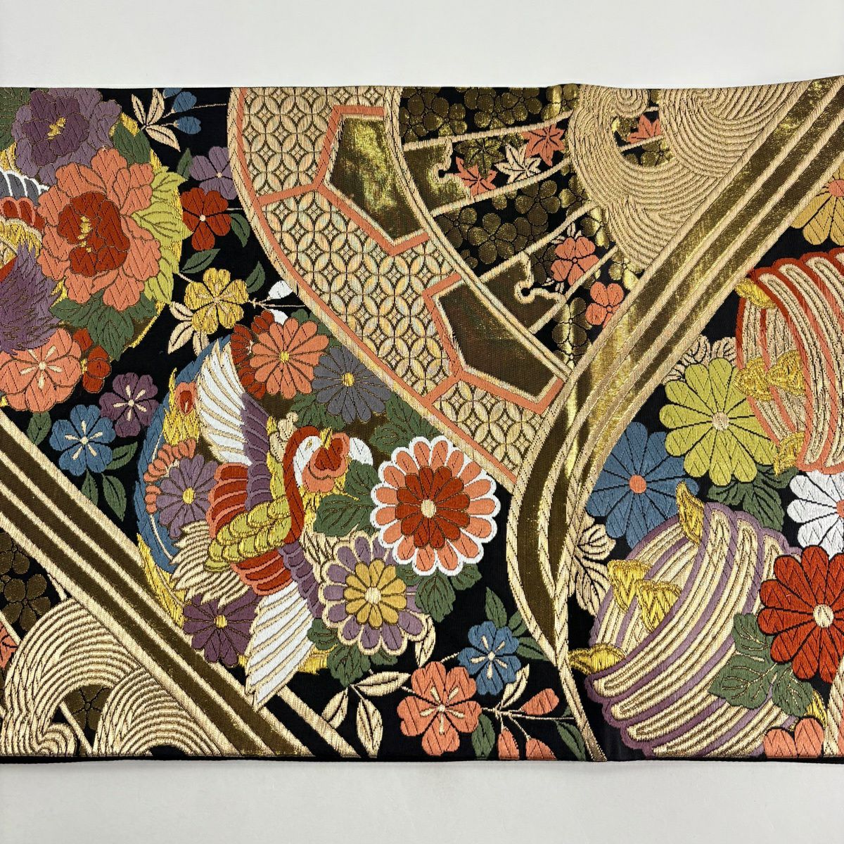 【美品】 袋帶 秀品級 花鳥 片輪車 金絲 唐織 黑 六通 純蠶絲