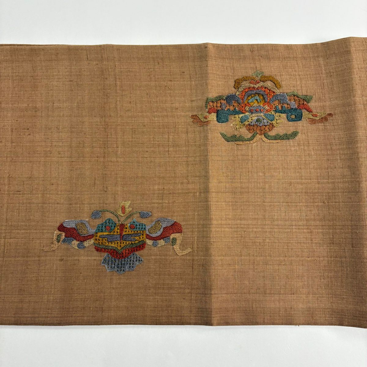 【美品】 袋帶 秀品級 紬織織 器物紋 刺繡 茶 お太鼓圖案 純蠶絲