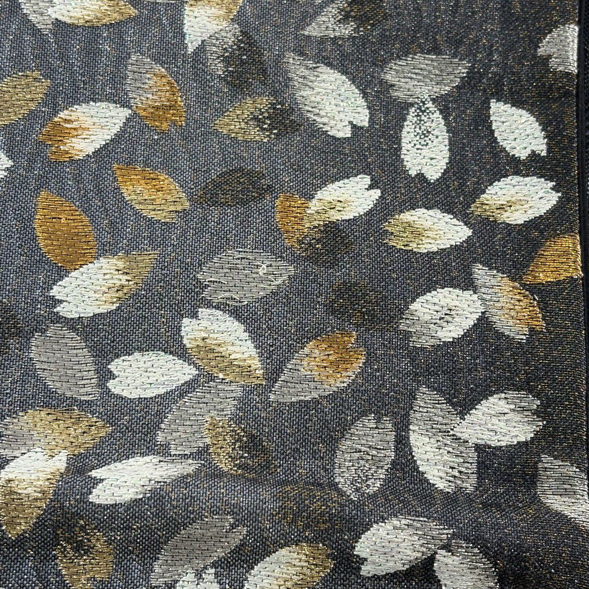 【美品】 袋帶 秀品級 花瓣 金銀絲 金金箔 灰色 六通 純蠶絲