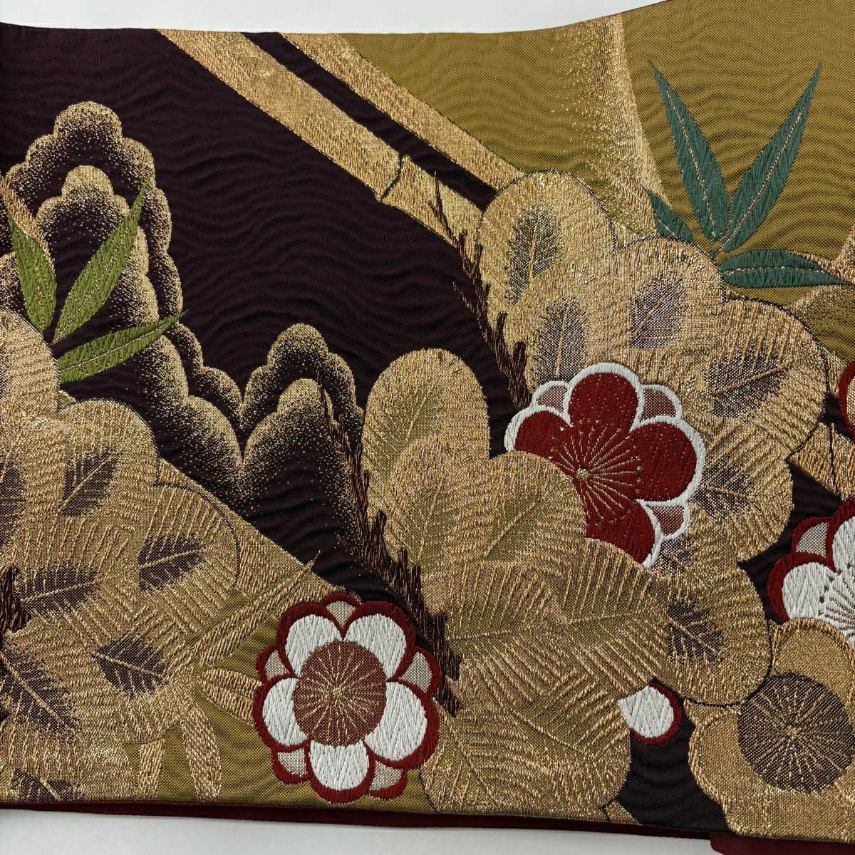 【美品】 袋帶 秀品級 松樹竹子梅花 金糸 金金箔 茶紫 六通 純蠶絲