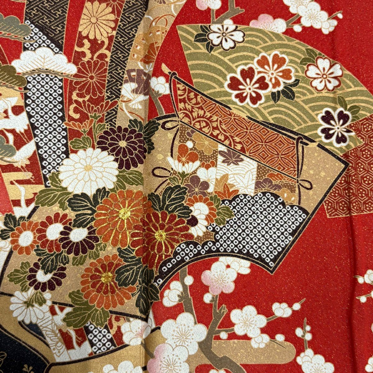 振袖禮服 身長173.5cm 袖長68.5cm L 雙層 束捲熨斗紋 松樹竹子梅花 金通 金絲 紅 純蠶絲 名品級